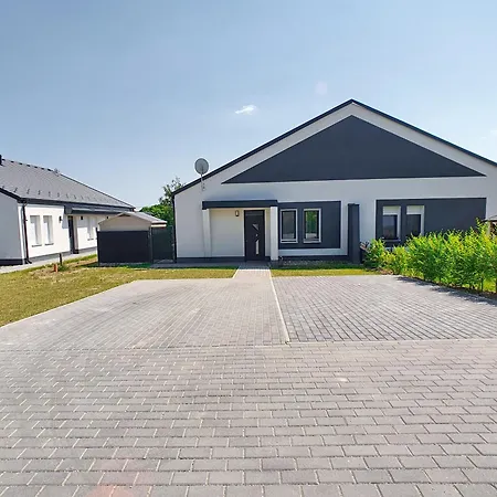 No 121 Bacasba With Heated And Covered Pool * Balatongyorok
