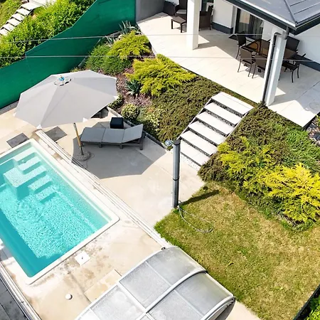 No 121 Bacasba With Heated And Covered Pool Villa